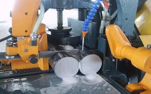 浮梁卧式带锯床的送料方式有哪几种？