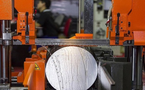 浮梁立式金属带锯床切削出现跑带故障解决方法！